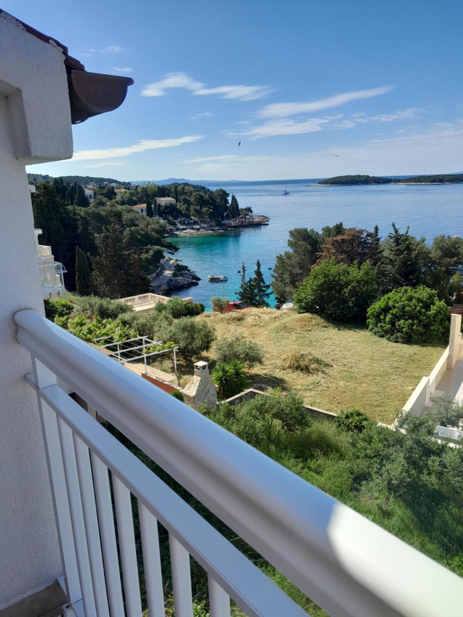 Feelhvar Along Bluelagoon Beach 赫瓦尔 客房 照片