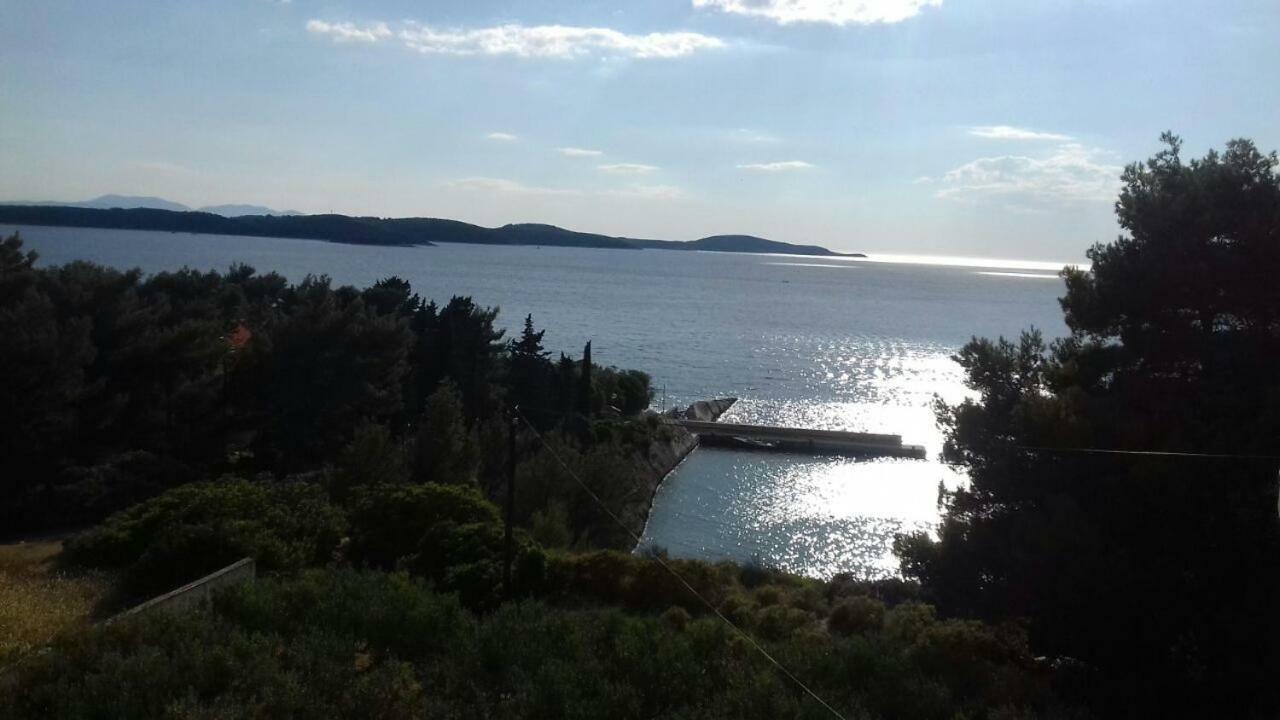 Feelhvar Along Bluelagoon Beach 赫瓦尔 外观 照片