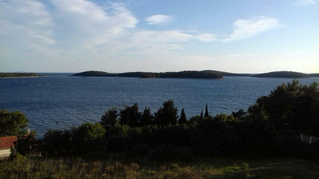 Feelhvar Along Bluelagoon Beach 赫瓦尔 外观 照片